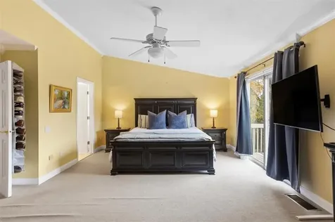 112 Turnessa Drive North Providence RI 02904