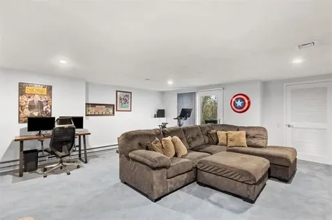 112 Turnessa Drive North Providence RI 02904