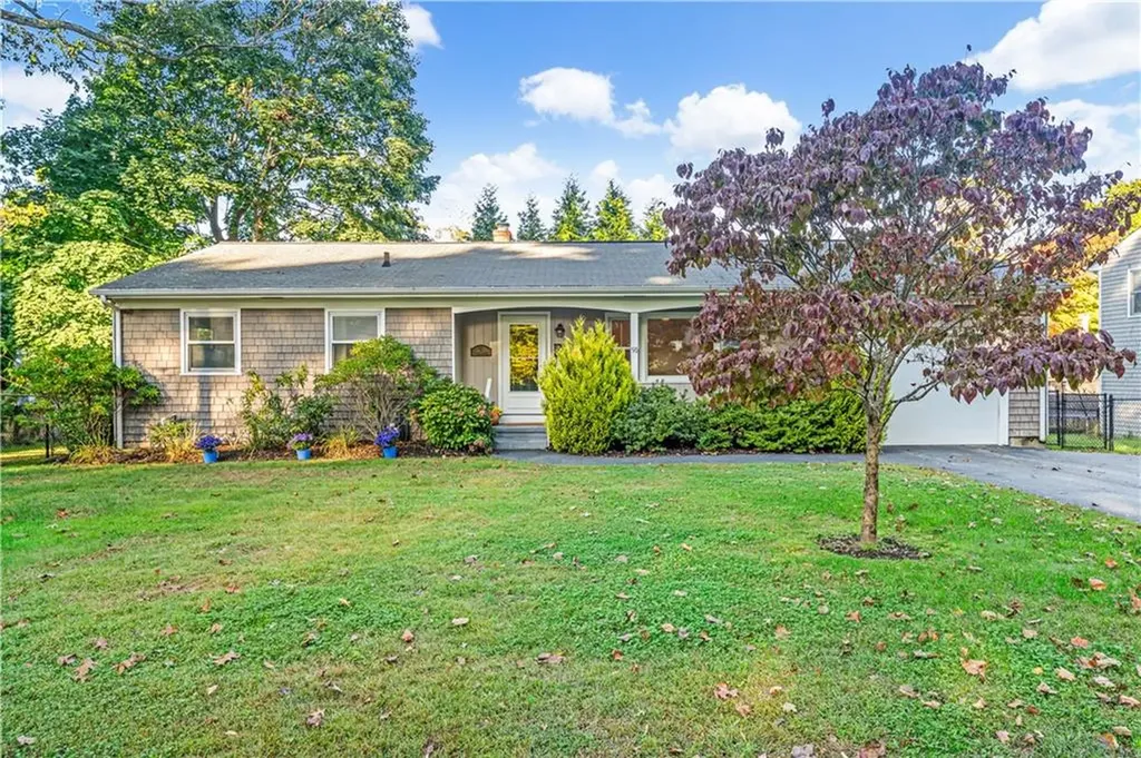 91 Prospect Street Barrington RI 02806