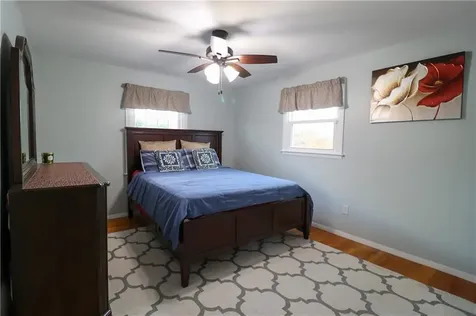 18 Meadowcrest Drive Cumberland RI 02864