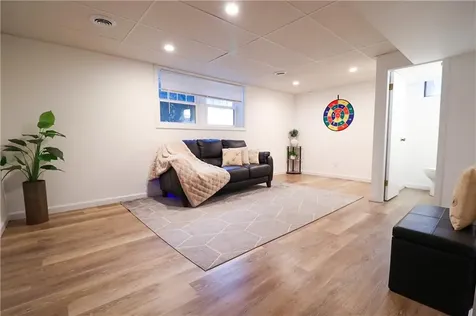 18 Meadowcrest Drive Cumberland RI 02864