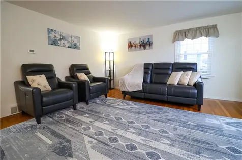 18 Meadowcrest Drive Cumberland RI 02864