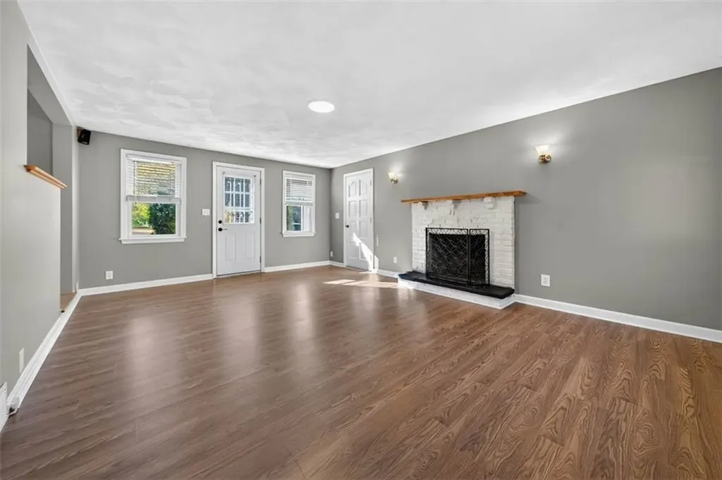 140 Promenade Street Barrington RI 02806