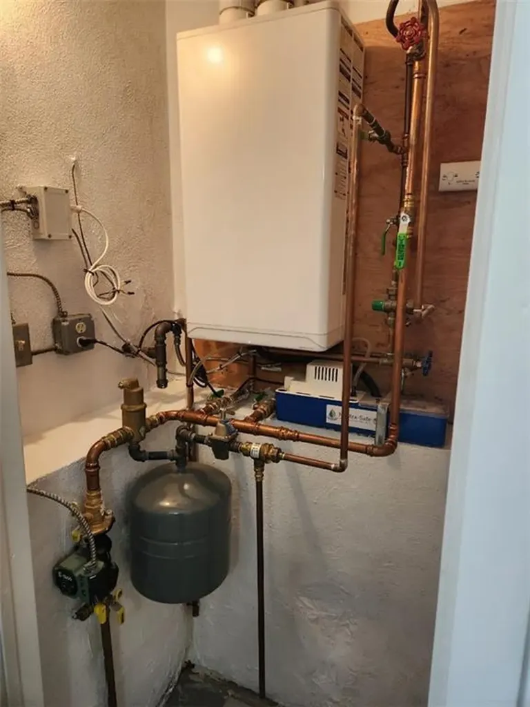 2008 Mineral Spring Avenue North Providence RI 02911