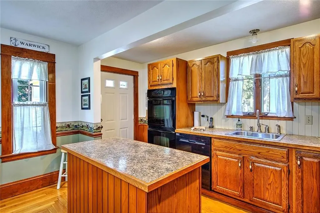 3383 West Shore Road Warwick RI 02886