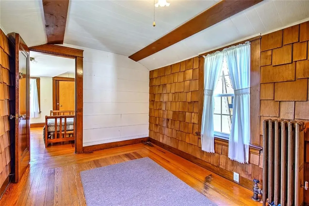 3383 West Shore Road Warwick RI 02886