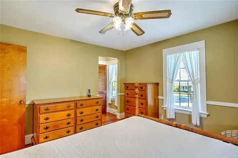 3383 West Shore Road Warwick RI 02886