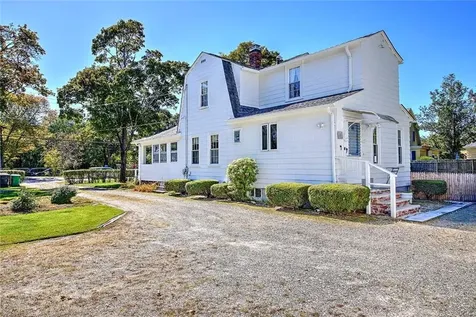 3383 West Shore Road Warwick RI 02886
