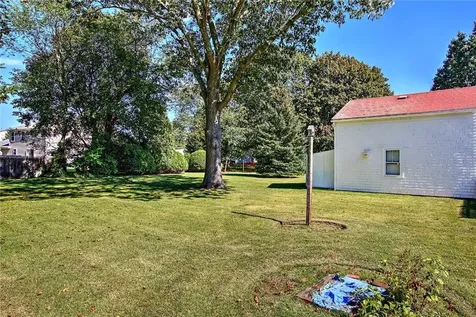 3383 West Shore Road Warwick RI 02886