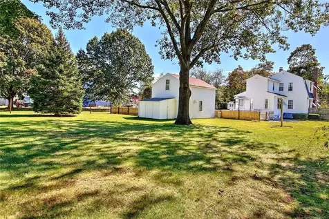 3383 West Shore Road Warwick RI 02886