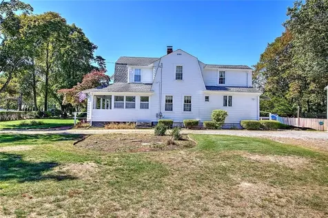 3383 West Shore Road Warwick RI 02886