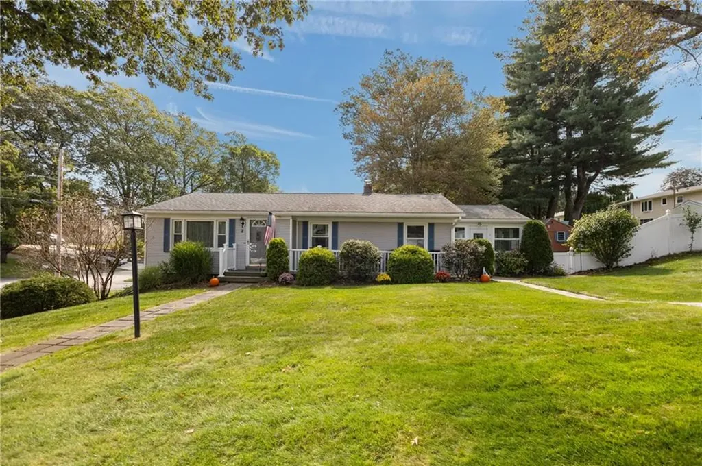 2 Fairview Drive Smithfield RI 02828