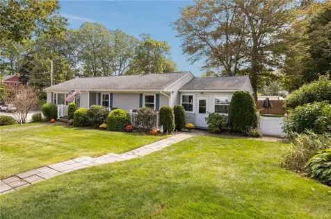 2 Fairview Drive Smithfield RI 02828