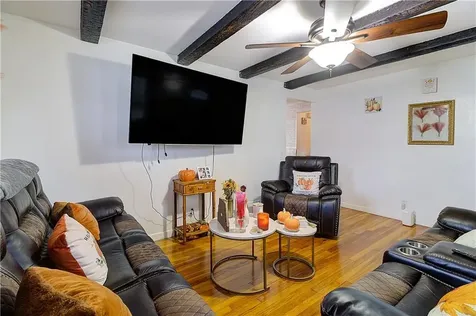 270 Woodward Avenue East Providence RI 02914