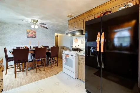 270 Woodward Avenue East Providence RI 02914