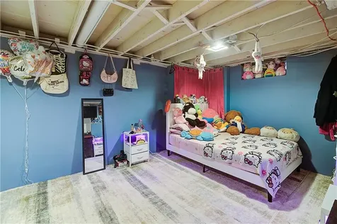 270 Woodward Avenue East Providence RI 02914