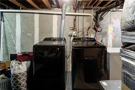 270 Woodward Avenue East Providence RI 02914