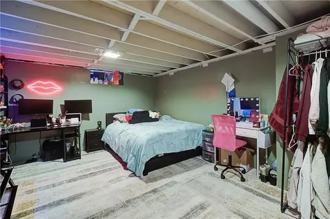 270 Woodward Avenue East Providence RI 02914