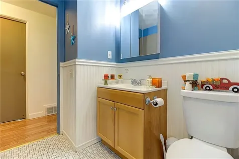 270 Woodward Avenue East Providence RI 02914