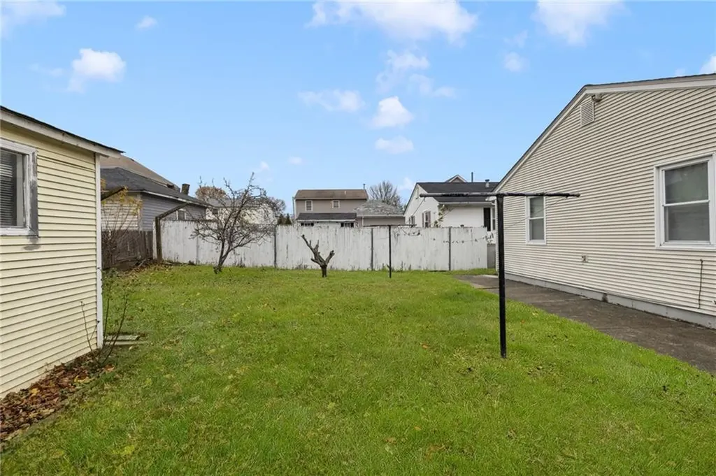 23 Hewes Street Cumberland RI 02864