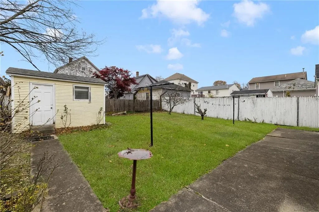 23 Hewes Street Cumberland RI 02864