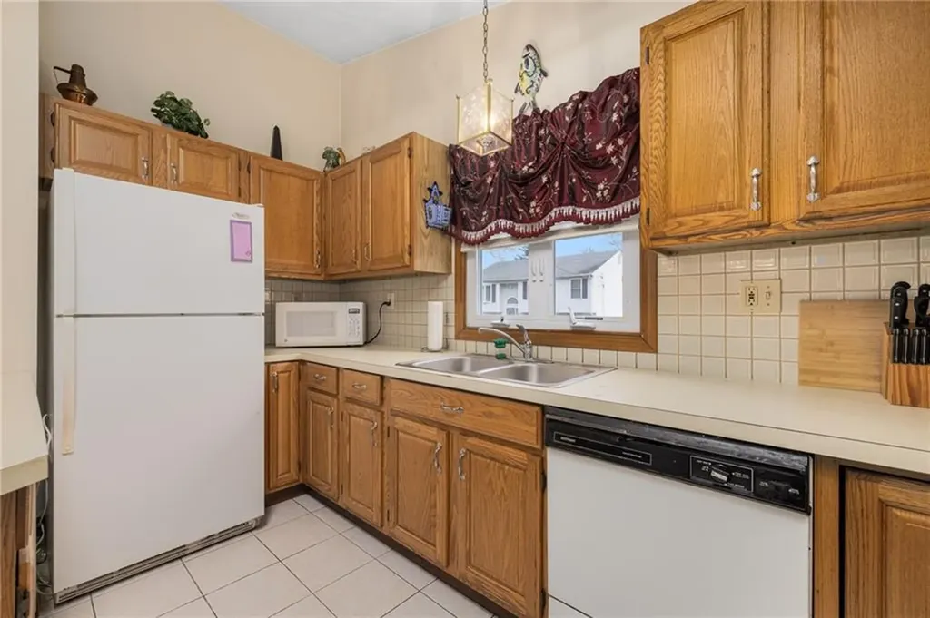 23 Hewes Street Cumberland RI 02864