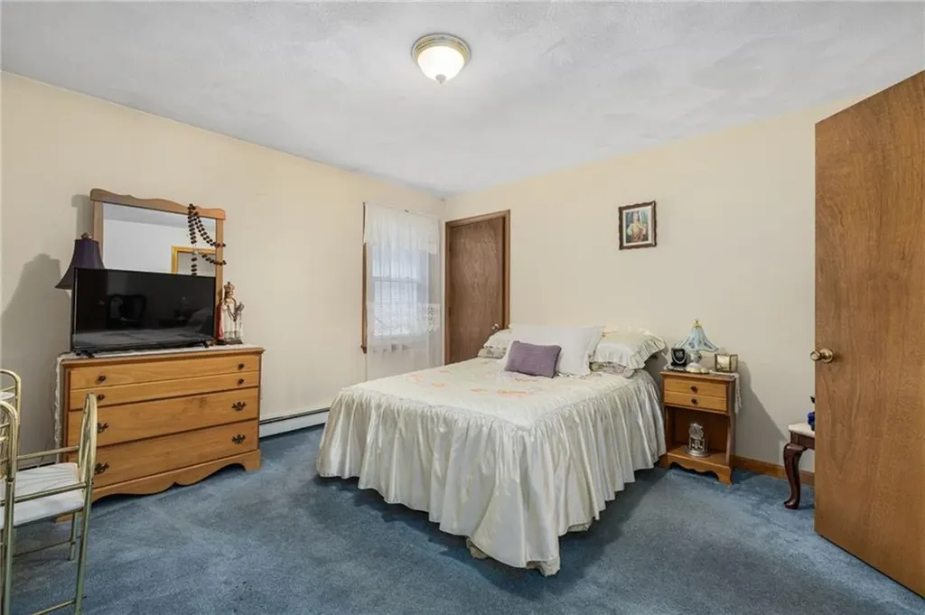 23 Hewes Street Cumberland RI 02864