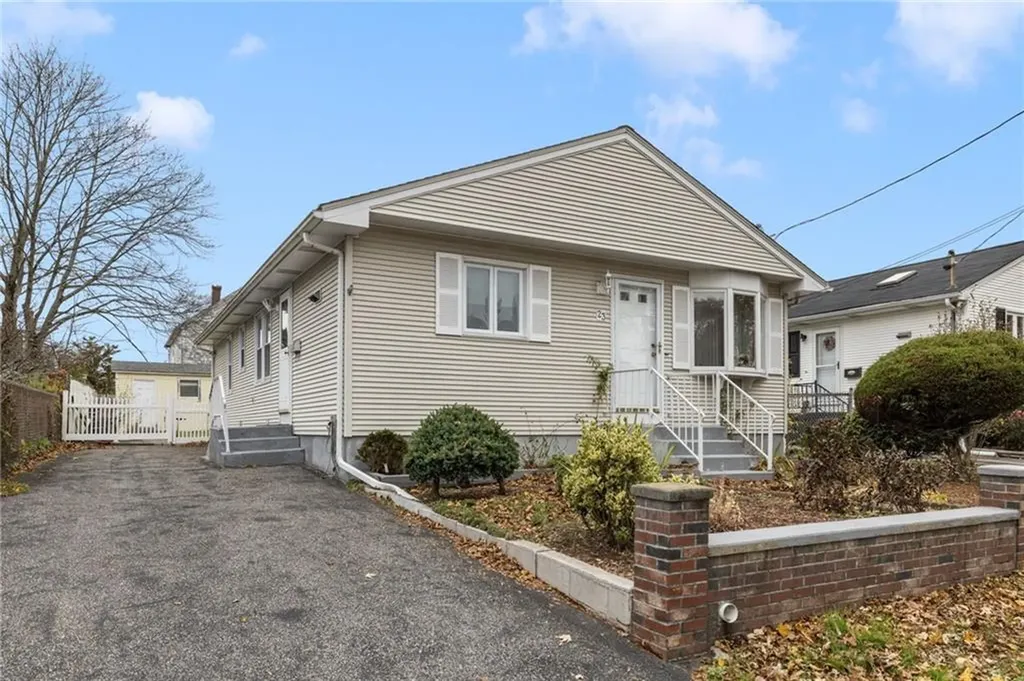 23 Hewes Street Cumberland RI 02864