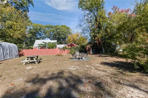 31 Oakhurst Avenue Warwick RI 02889