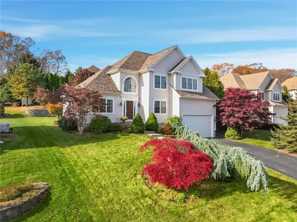 18 Susan Drive Cumberland RI 02864