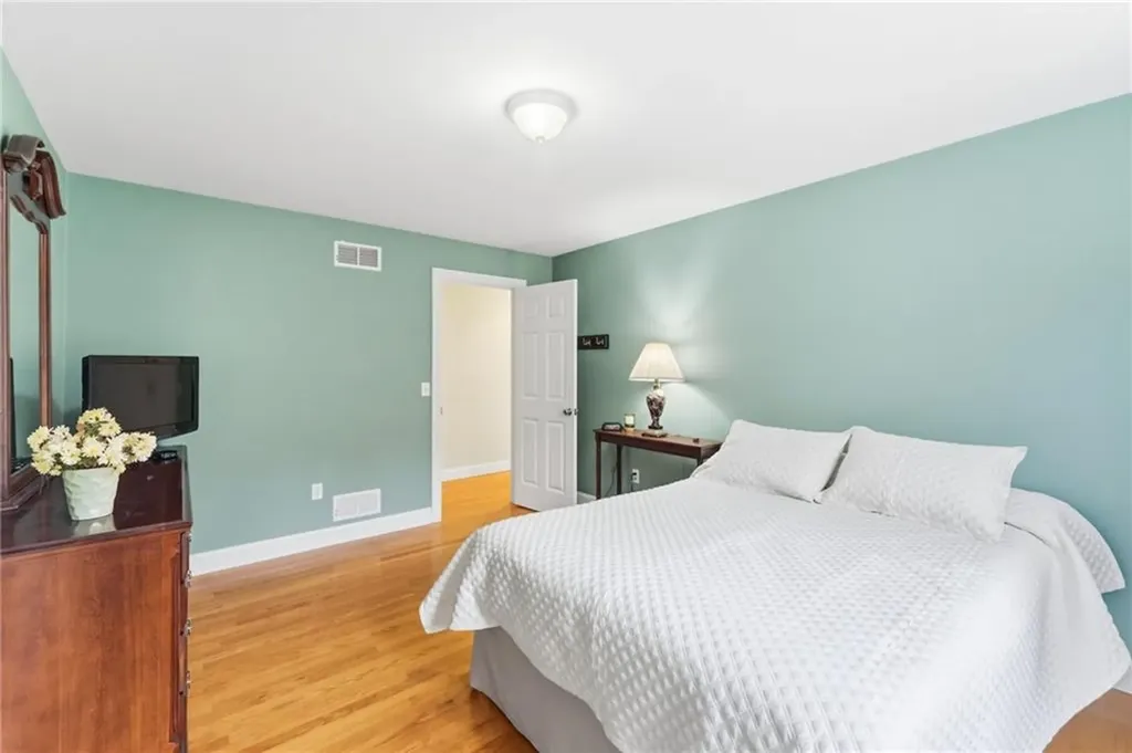 18 Susan Drive Cumberland RI 02864