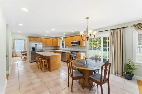 18 Susan Drive Cumberland RI 02864