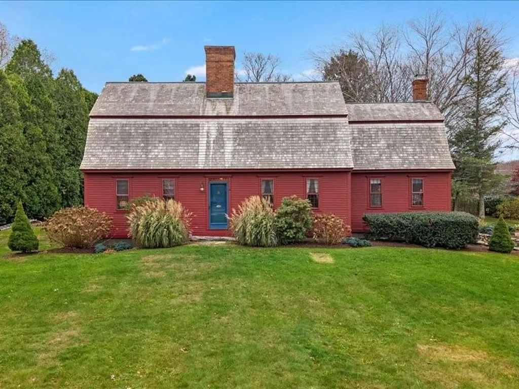 24 Peaceful Way Tiverton RI 02878