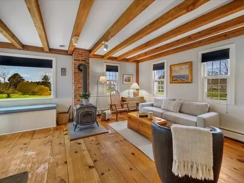 24 Peaceful Way Tiverton RI 02878