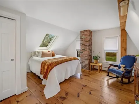 24 Peaceful Way Tiverton RI 02878