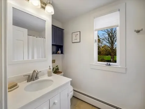 24 Peaceful Way Tiverton RI 02878