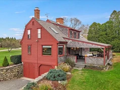 24 Peaceful Way Tiverton RI 02878