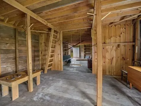 24 Peaceful Way Tiverton RI 02878