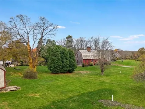 24 Peaceful Way Tiverton RI 02878