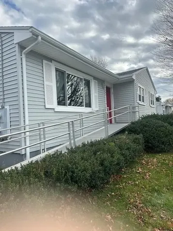 342 Mail Coach Road Portsmouth RI 02871