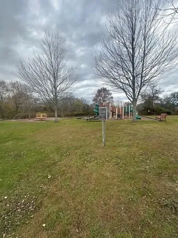 342 Mail Coach Road Portsmouth RI 02871