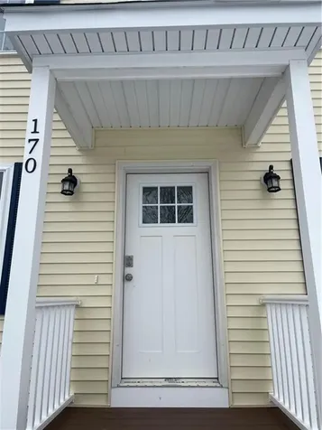 170 Schuyler Street East Providence RI 02914