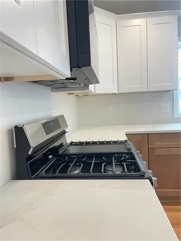 170 Schuyler Street East Providence RI 02914