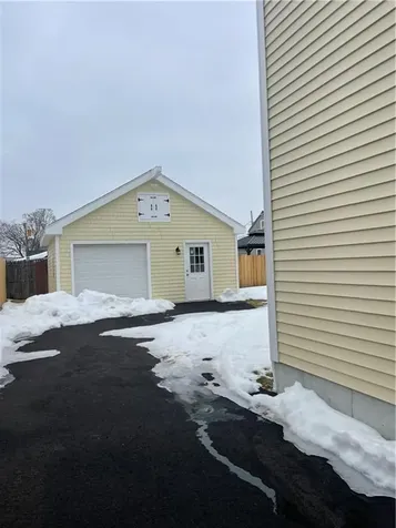 170 Schuyler Street East Providence RI 02914