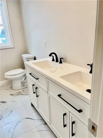 170 Schuyler Street East Providence RI 02914