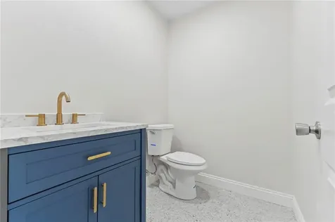 170 Schuyler Street East Providence RI 02914