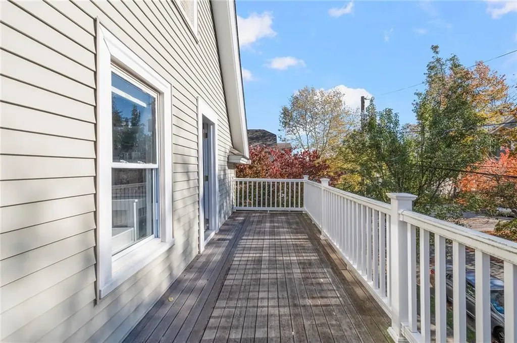 32 Glendale Avenue Providence RI 02906