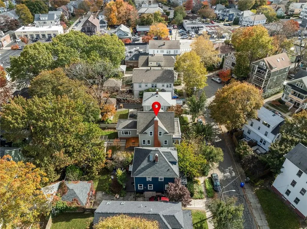 32 Glendale Avenue Providence RI 02906