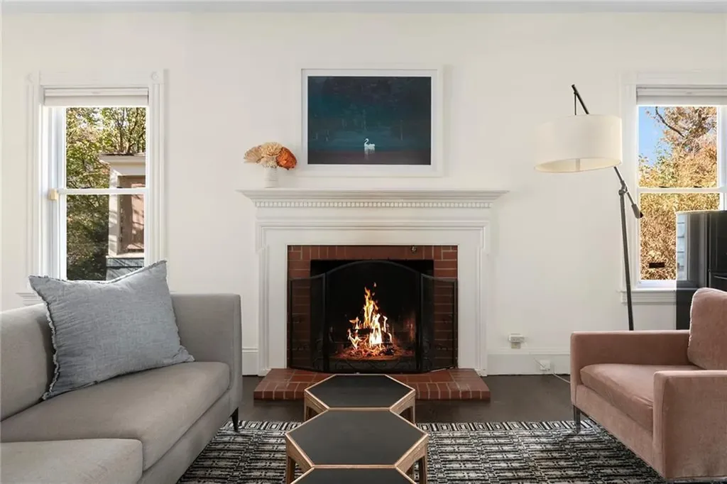 32 Glendale Avenue Providence RI 02906