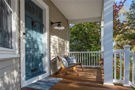 32 Glendale Avenue Providence RI 02906